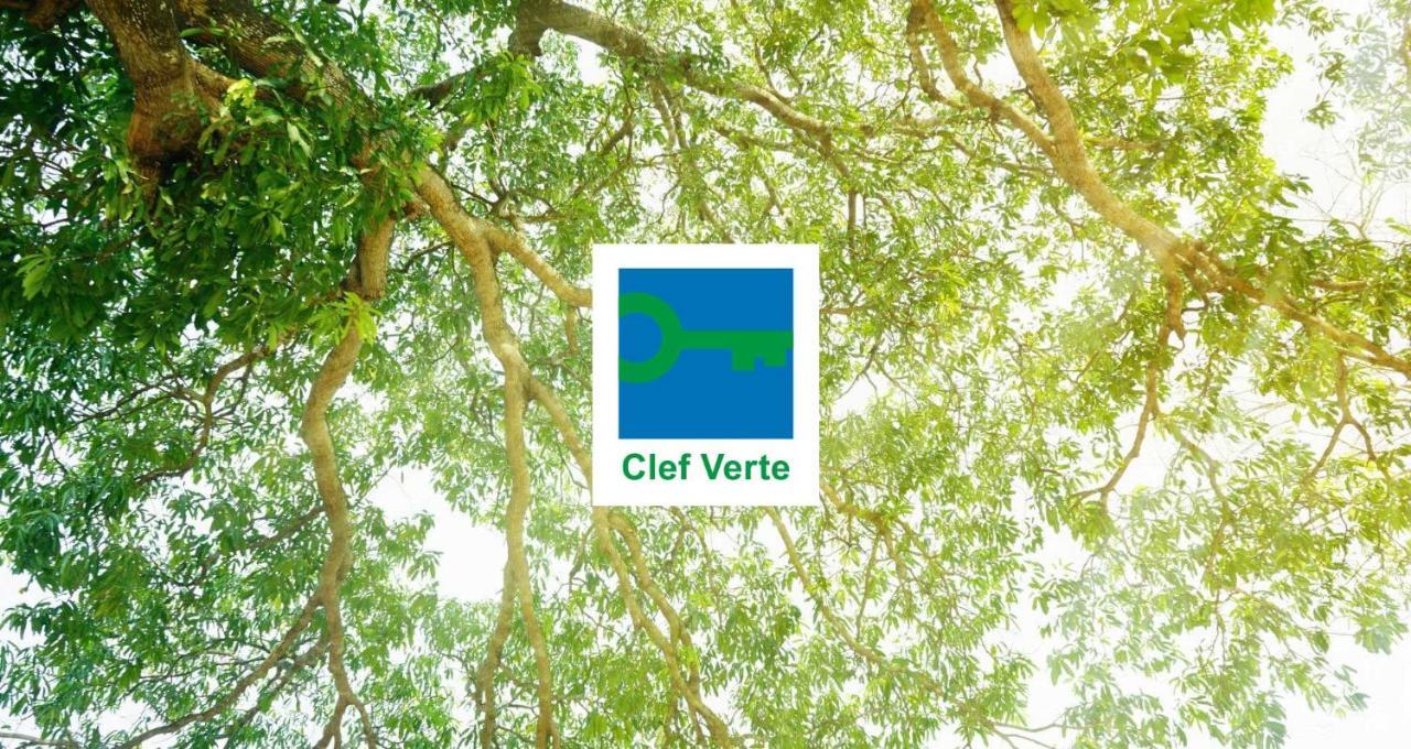 Auberge De Jeunesse Hi Genets Ngoại thất bức ảnh